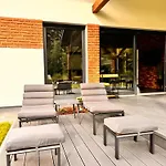 فيلة Grandbytyn House