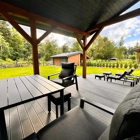 Grandbytyn House וילה